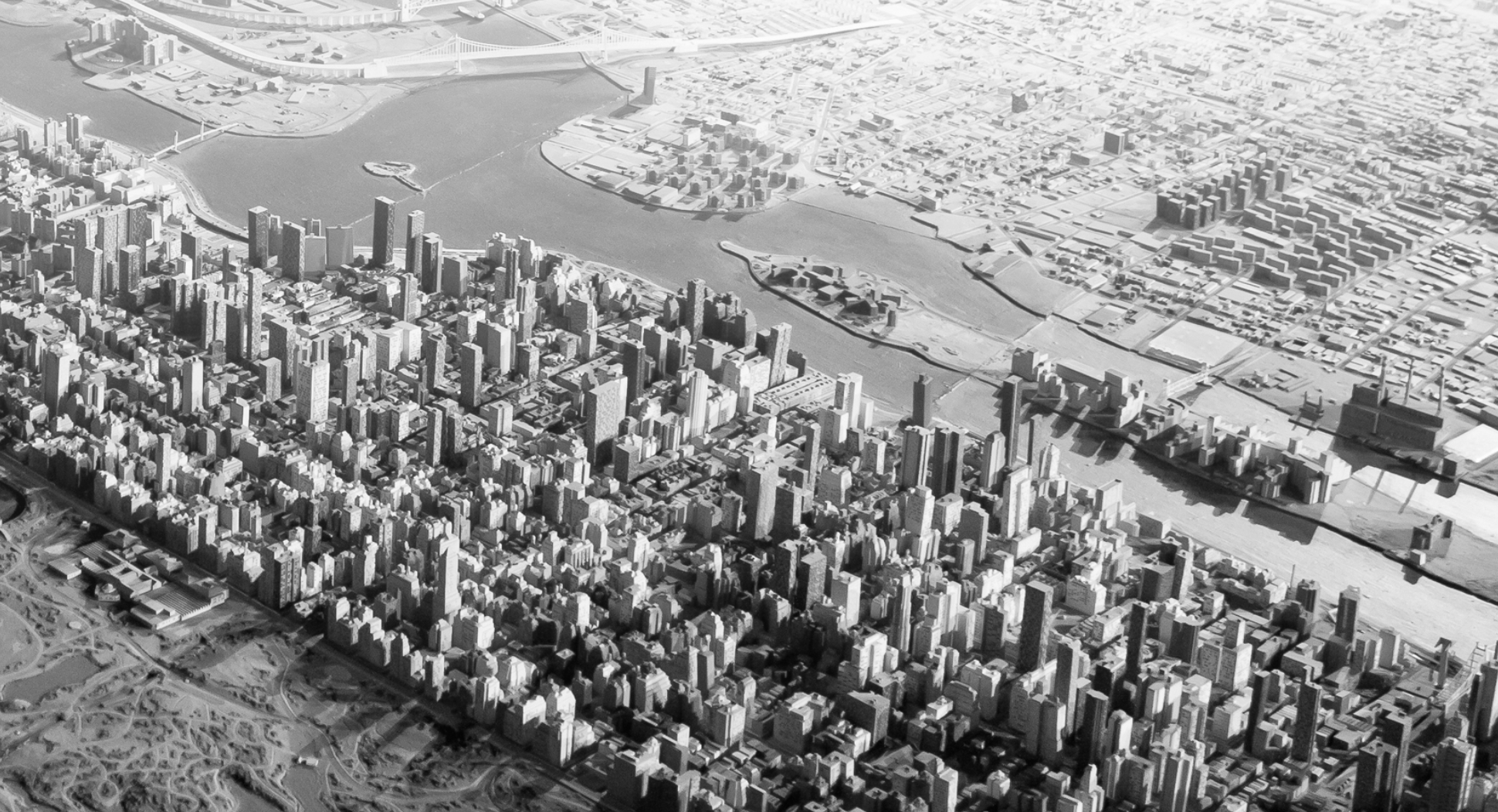 Aerial view of Manhattan skyline
